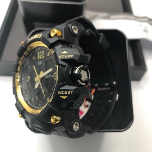 New Military Style Watch - Picture 1 of 3